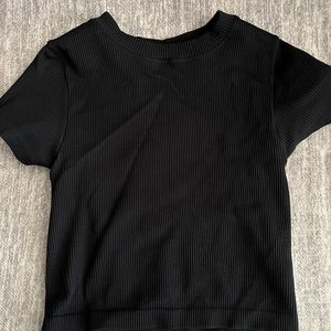 Black ribbed short sleeve top